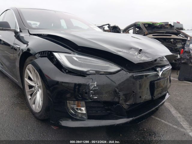 Photo 5 VIN: 5YJSA1E20JF290748 - TESLA MODEL S 