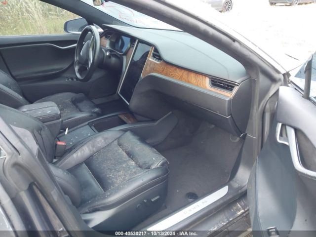 Photo 4 VIN: 5YJSA1E20LF411104 - TESLA MODEL S 