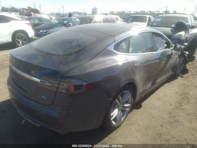 Photo 3 VIN: 5YJSA1E21FF110829 - TESLA MODEL S 