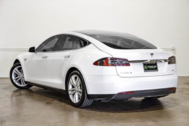 Photo 6 VIN: 5YJSA1E21FF120275 - TESLA MODEL S 