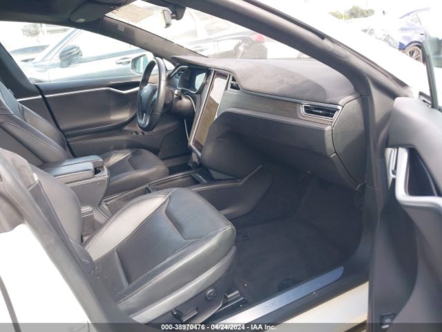 Photo 4 VIN: 5YJSA1E21GF150426 - TESLA MODEL S 