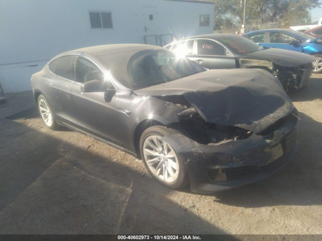 Photo 0 VIN: 5YJSA1E21HF204986 - TESLA MODEL S 