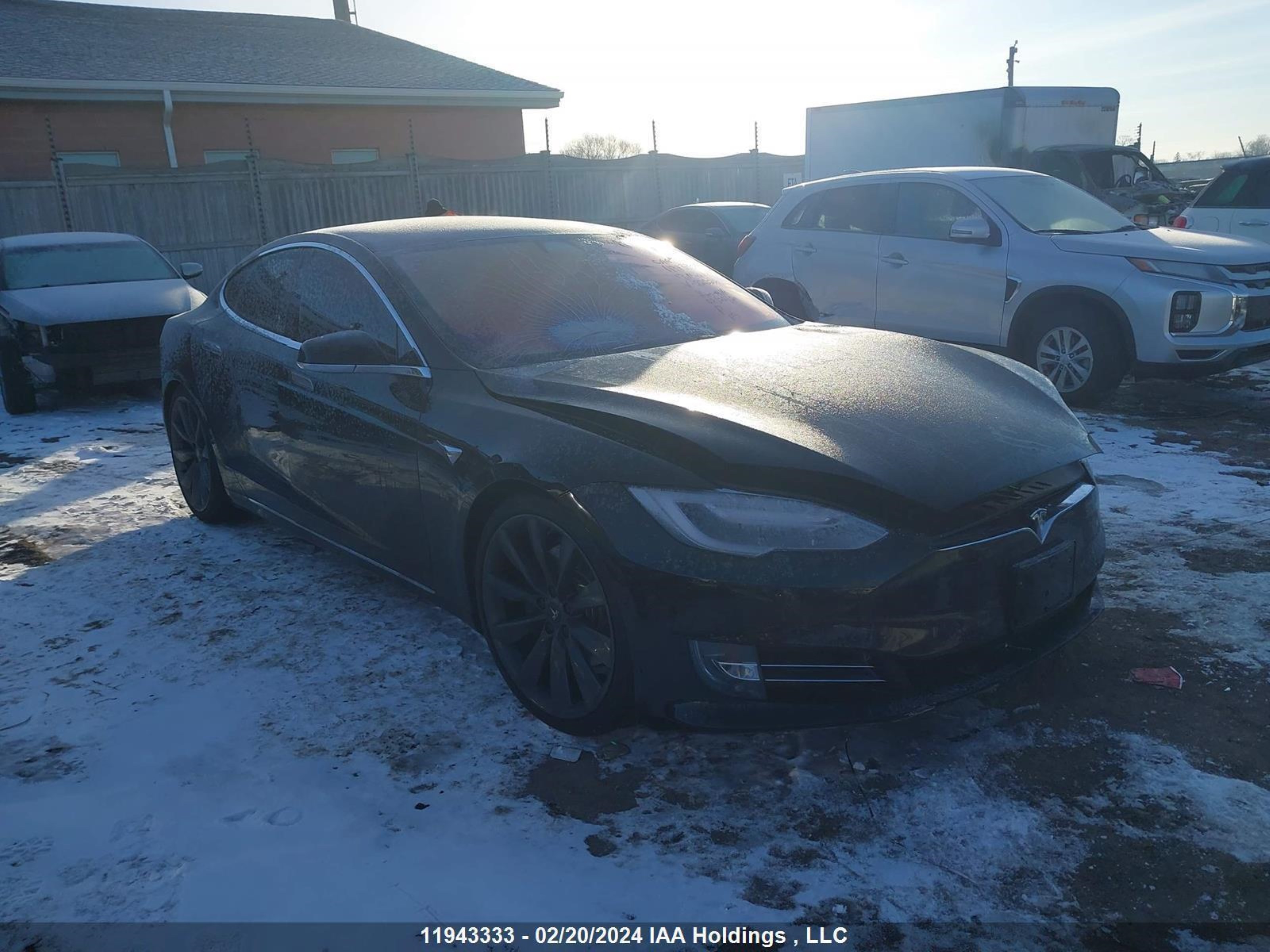 Photo 0 VIN: 5YJSA1E21HF220296 - TESLA MODEL S 