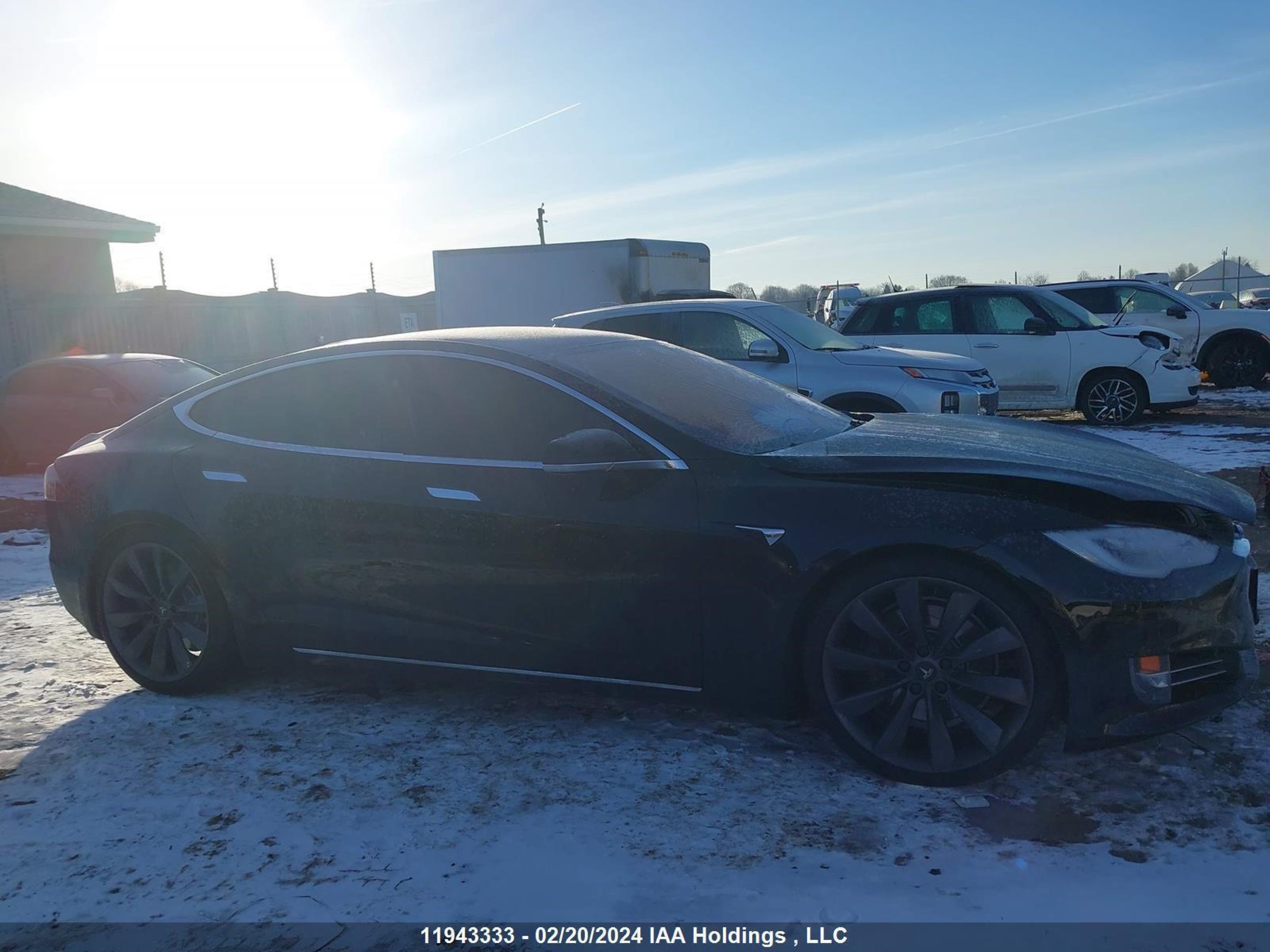 Photo 11 VIN: 5YJSA1E21HF220296 - TESLA MODEL S 