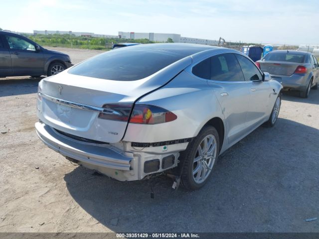 Photo 3 VIN: 5YJSA1E21JF252364 - TESLA MODEL S 