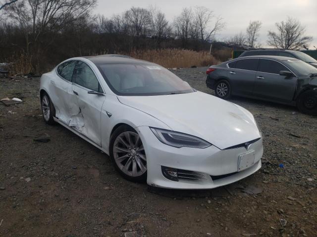 Photo 0 VIN: 5YJSA1E21JF286482 - TESLA MODEL S 