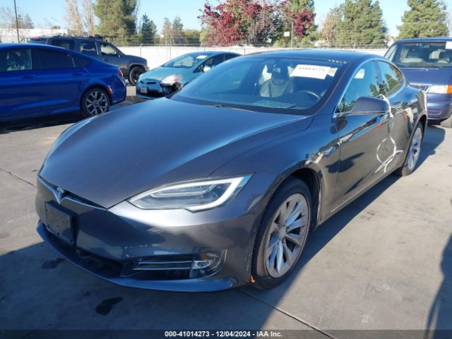 Photo 5 VIN: 5YJSA1E21KF333205 - TESLA MODEL S 