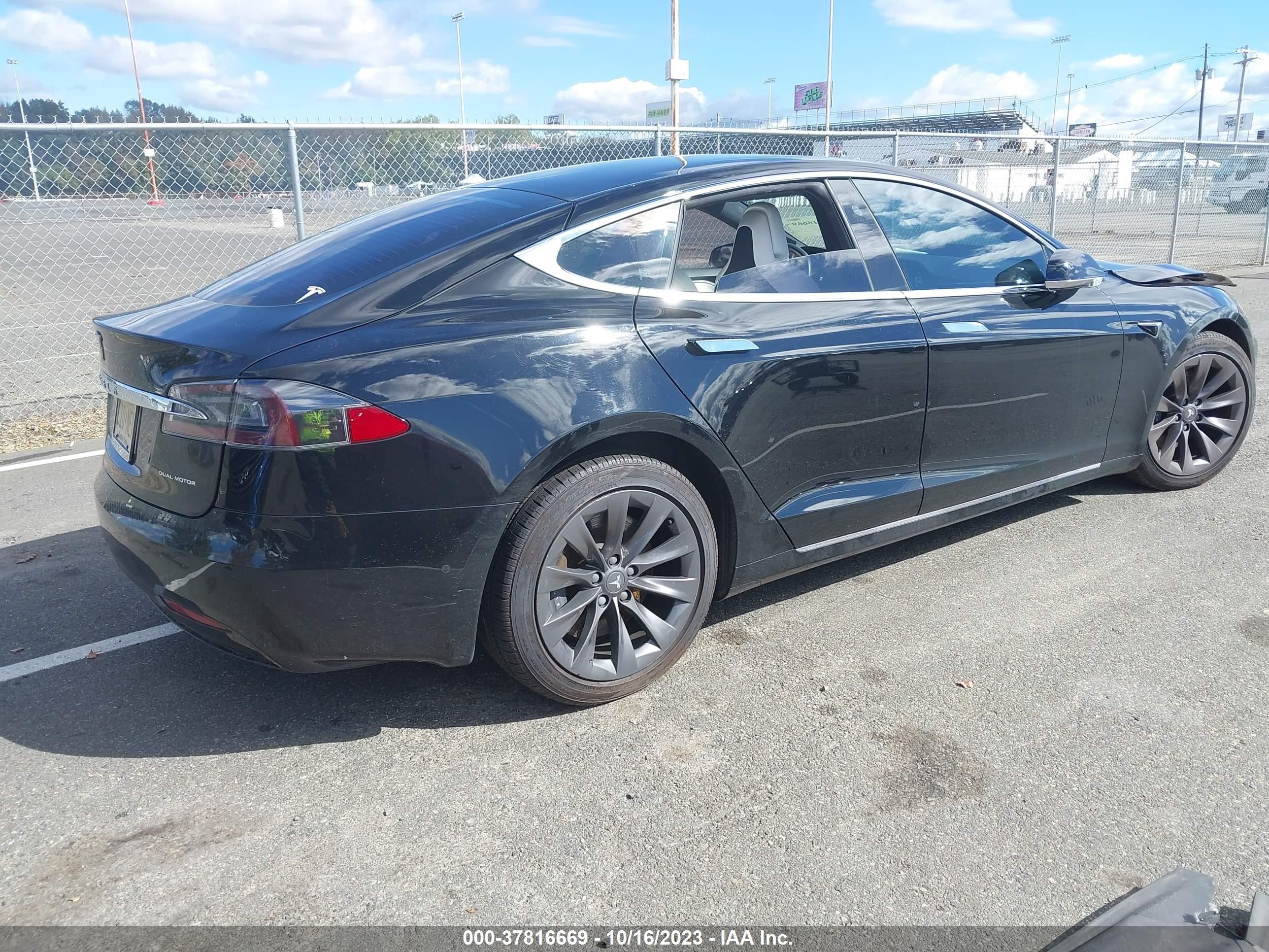 Photo 3 VIN: 5YJSA1E21LF360647 - TESLA MODEL S 