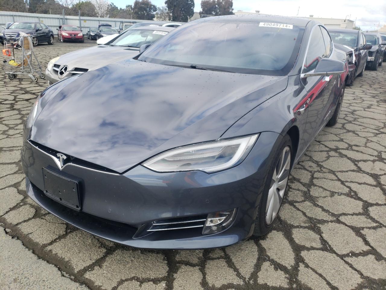 Photo 0 VIN: 5YJSA1E21MF427717 - TESLA MODEL S 