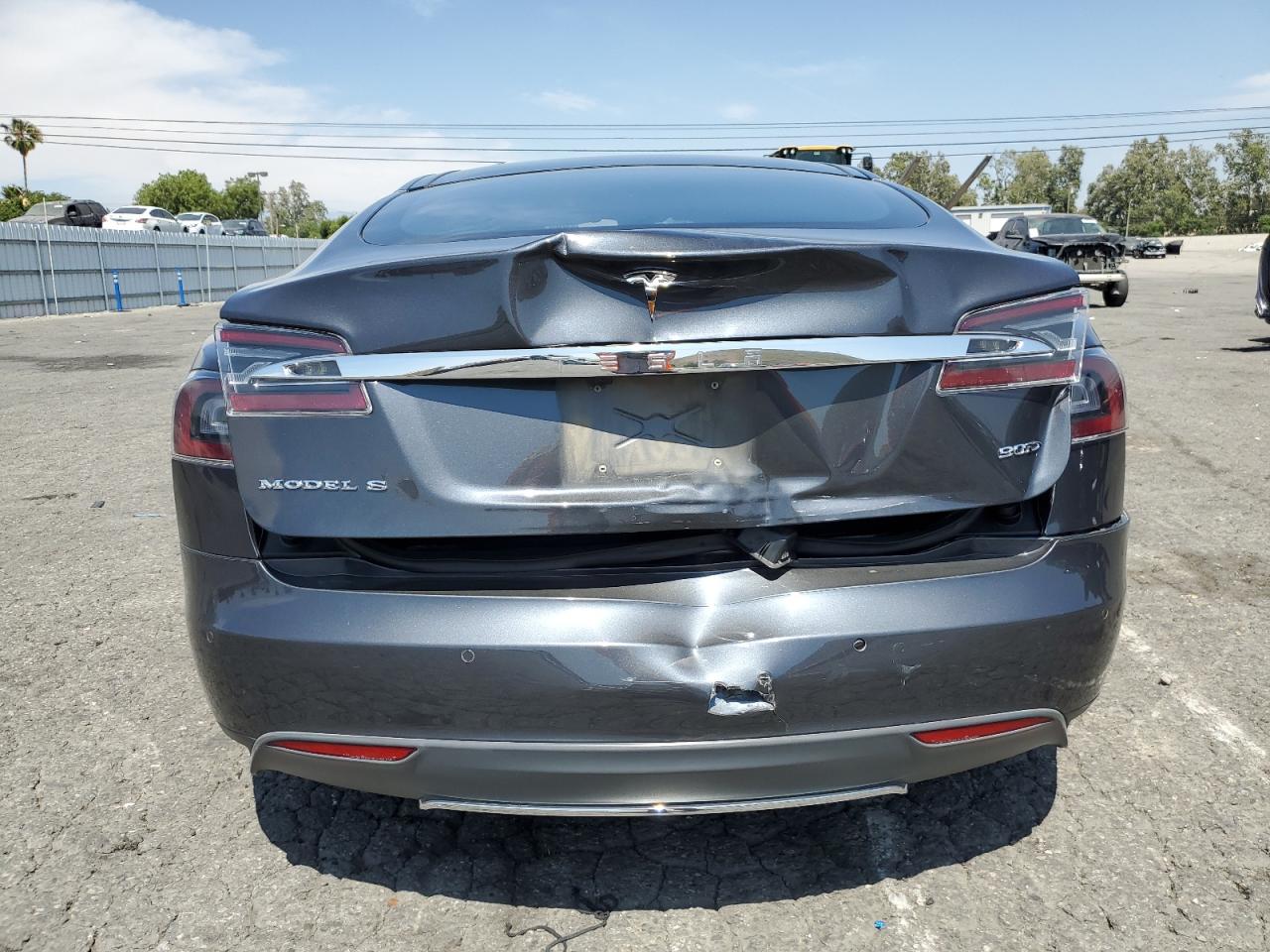 Photo 5 VIN: 5YJSA1E22FF102853 - TESLA MODEL S 