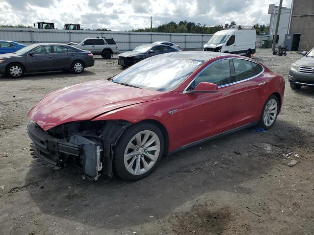 Photo 0 VIN: 5YJSA1E22FF108555 - TESLA MODEL S 