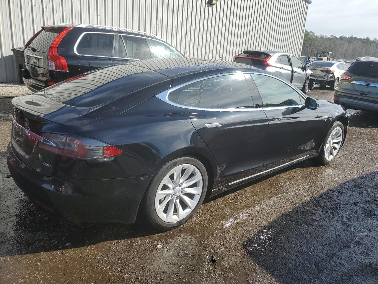 Photo 2 VIN: 5YJSA1E22GF151651 - TESLA MODEL S 