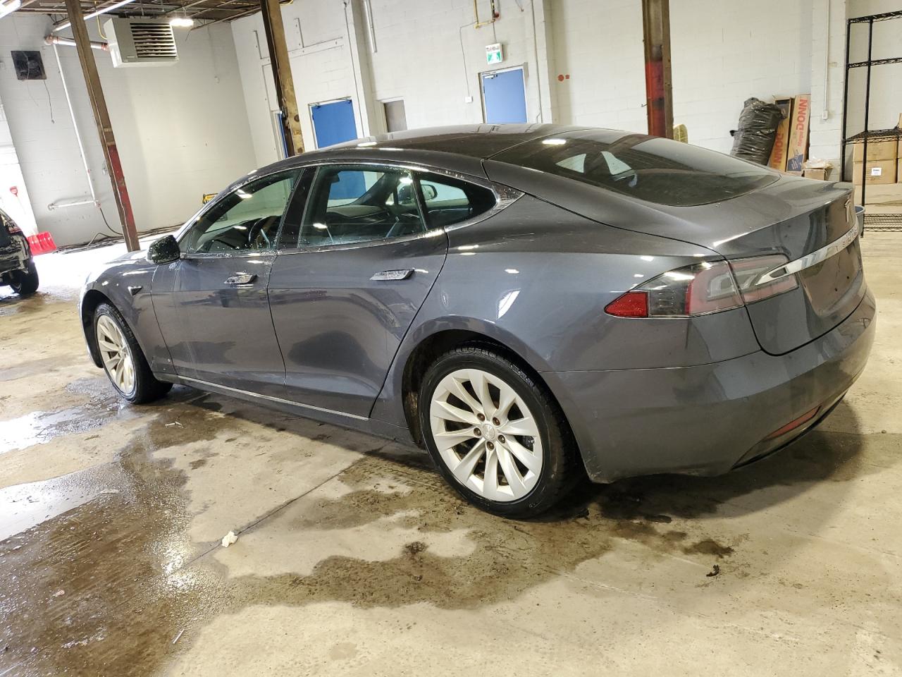 Photo 1 VIN: 5YJSA1E22HF185381 - TESLA MODEL S 