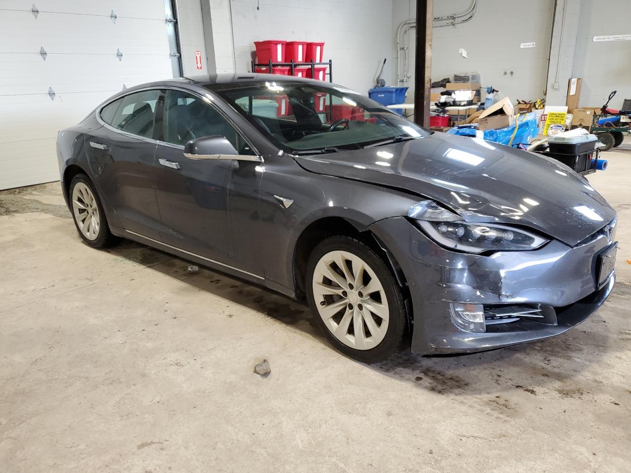 Photo 3 VIN: 5YJSA1E22HF185381 - TESLA MODEL S 