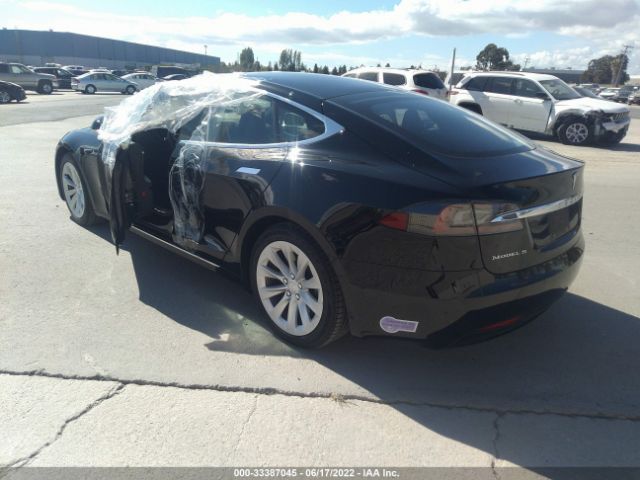 Photo 2 VIN: 5YJSA1E22HF204401 - TESLA MODEL S 