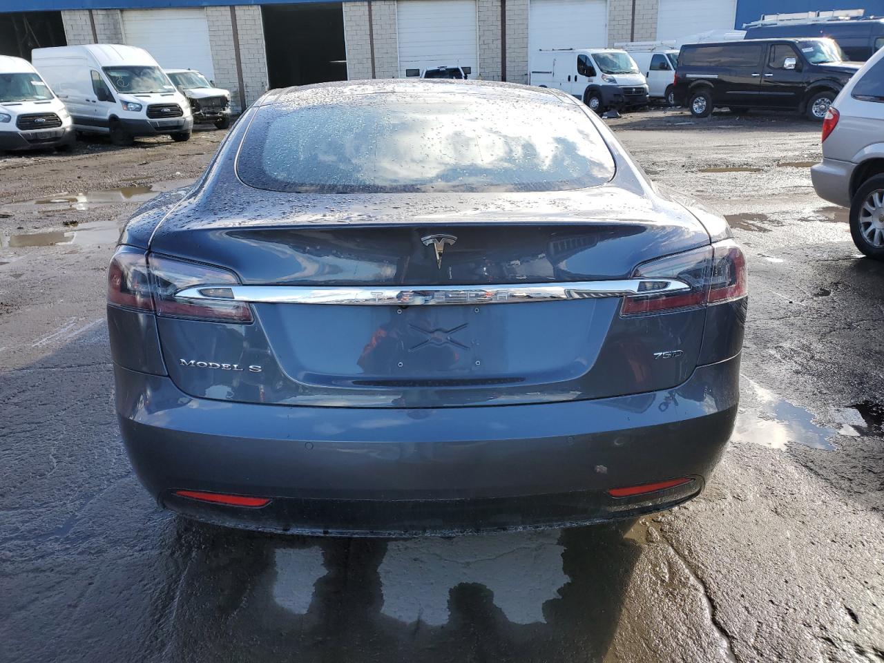 Photo 5 VIN: 5YJSA1E22HF231002 - TESLA MODEL S 