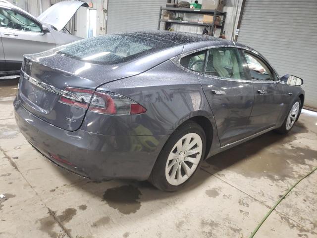 Photo 2 VIN: 5YJSA1E22JF241602 - TESLA MODEL S 