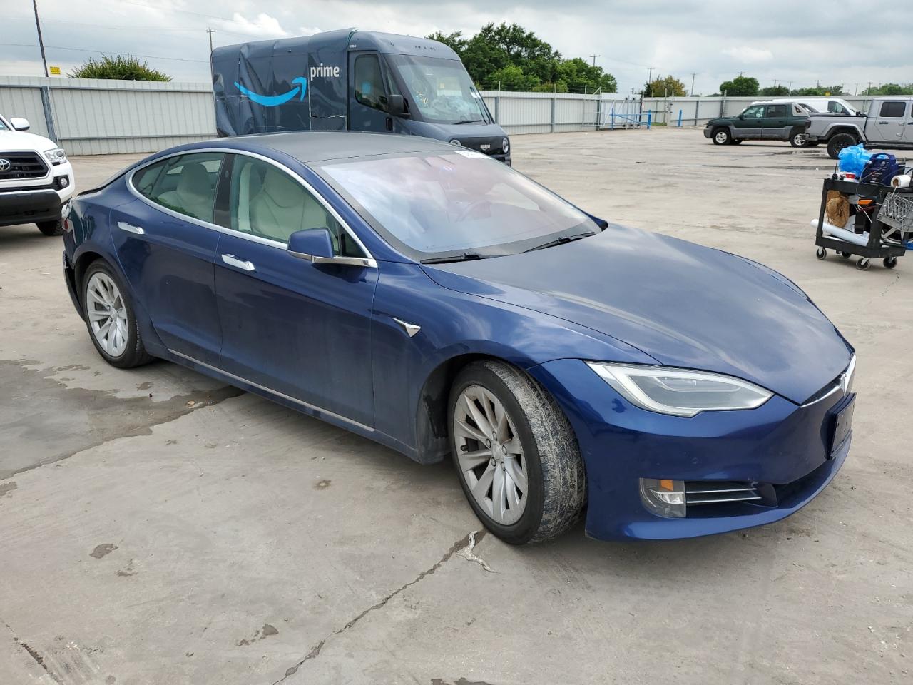 Photo 3 VIN: 5YJSA1E22JF245875 - TESLA MODEL S 