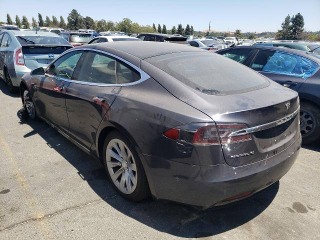 Photo 2 VIN: 5YJSA1E22JF247318 - TESLA MODEL S 