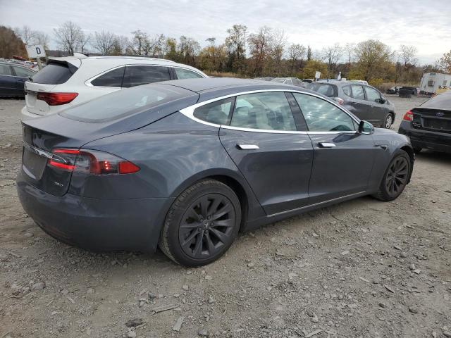 Photo 2 VIN: 5YJSA1E22JF267634 - TESLA MODEL S 