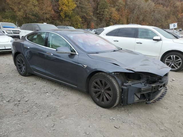 Photo 3 VIN: 5YJSA1E22JF267634 - TESLA MODEL S 