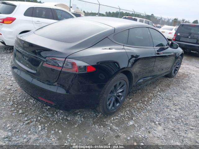 Photo 3 VIN: 5YJSA1E22JF278021 - TESLA MODEL S 