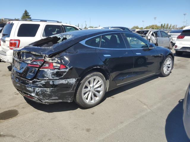 Photo 2 VIN: 5YJSA1E22JF281680 - TESLA MODEL S 