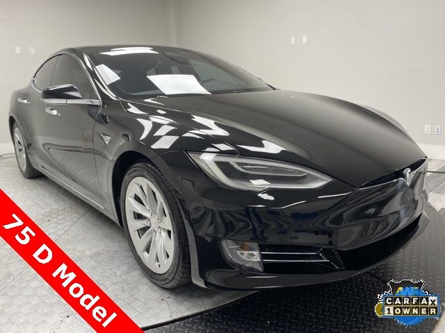 Photo 0 VIN: 5YJSA1E22JF282067 - TESLA MODEL S 