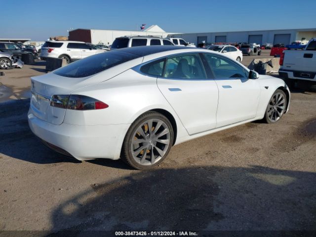 Photo 3 VIN: 5YJSA1E22JF289052 - TESLA MODEL S 