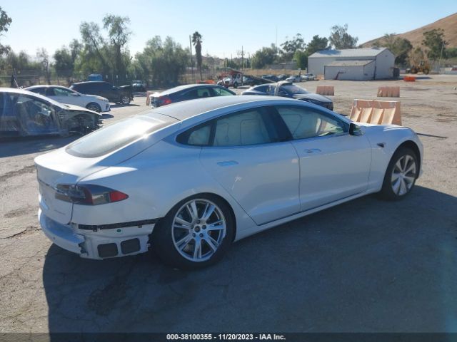 Photo 3 VIN: 5YJSA1E22LF397948 - TESLA MODEL S 