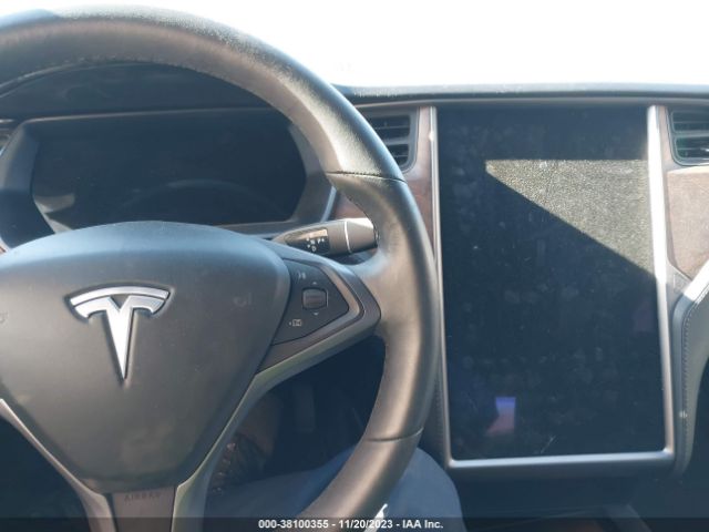 Photo 6 VIN: 5YJSA1E22LF397948 - TESLA MODEL S 