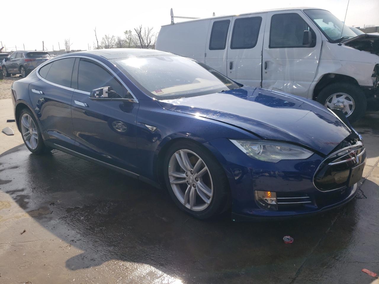 Photo 3 VIN: 5YJSA1E23FF108404 - TESLA MODEL S 