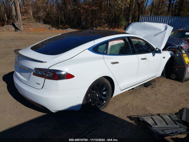 Photo 3 VIN: 5YJSA1E23GF144112 - TESLA MODEL S 