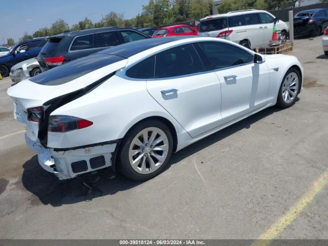 Photo 3 VIN: 5YJSA1E23GF146426 - TESLA MODEL S 