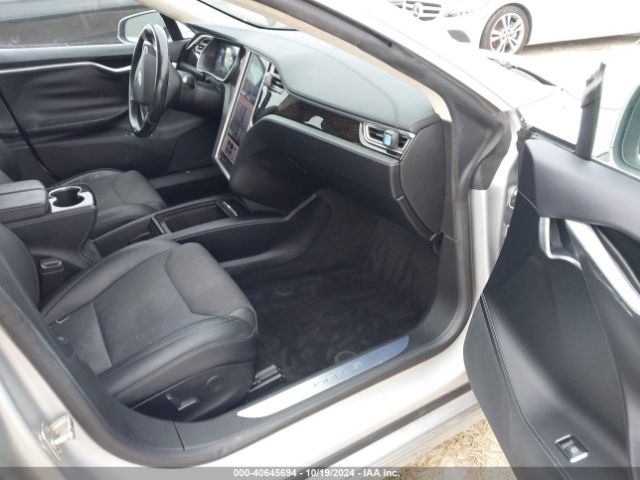 Photo 4 VIN: 5YJSA1E23HF175457 - TESLA MODEL S 