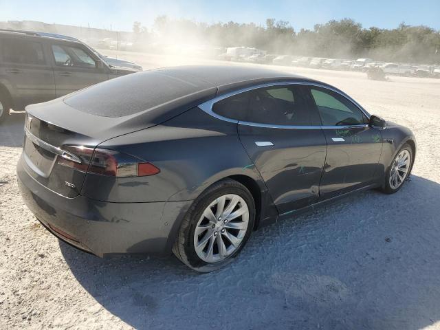 Photo 2 VIN: 5YJSA1E23HF226049 - TESLA MODEL S 