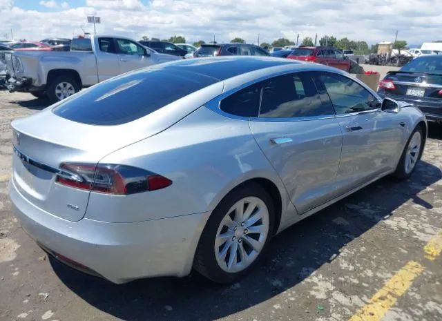 Photo 3 VIN: 5YJSA1E23JF249708 - TESLA MODEL S 