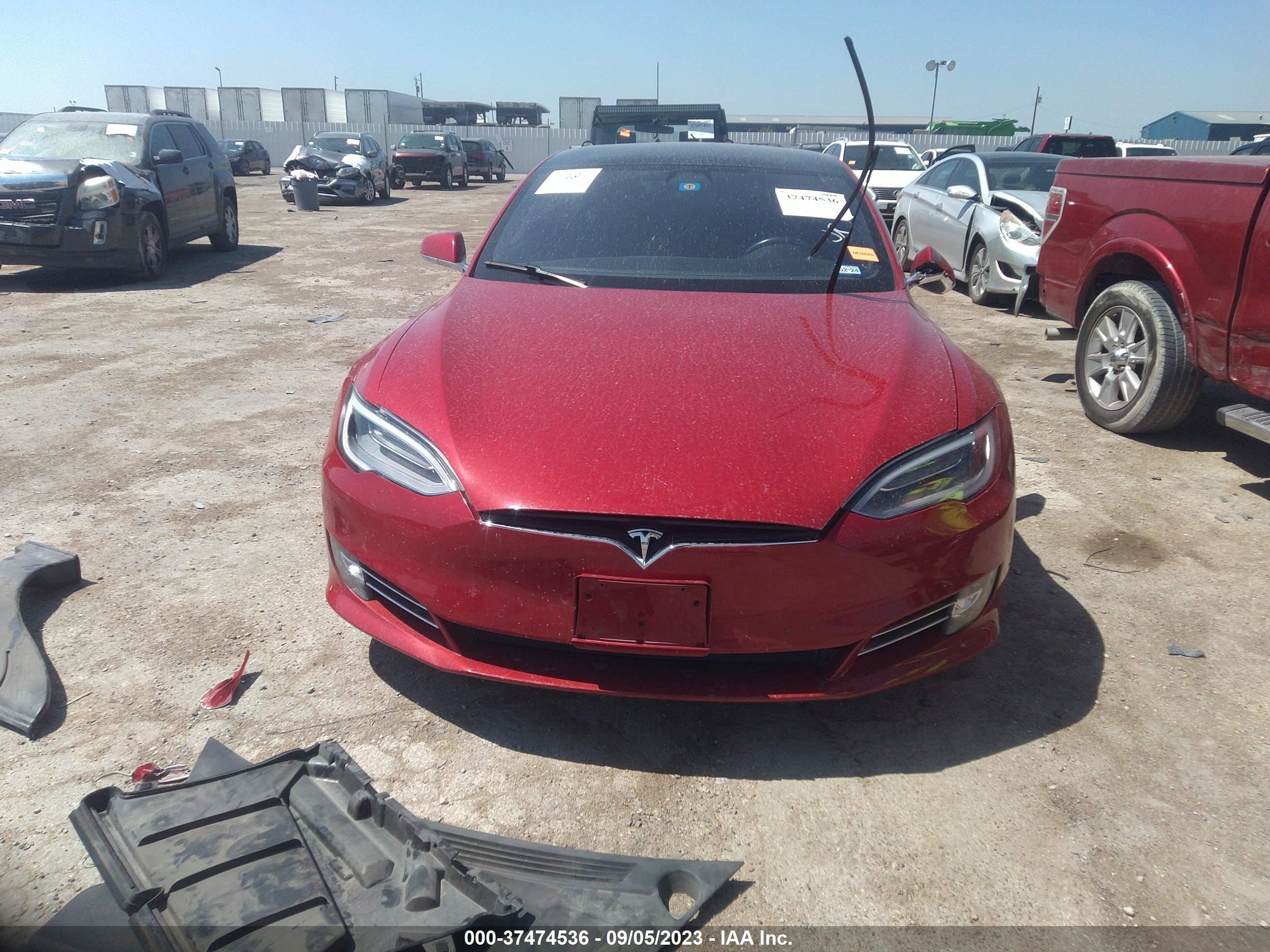 Photo 9 VIN: 5YJSA1E23JF281218 - TESLA MODEL S 