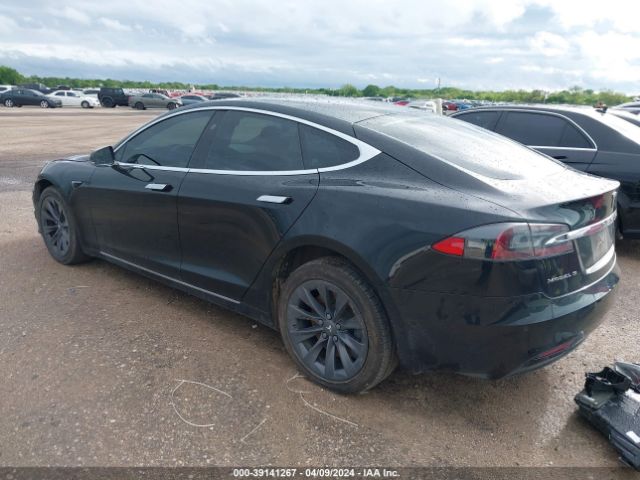 Photo 2 VIN: 5YJSA1E23JF286158 - TESLA MODEL S 