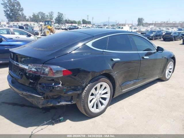 Photo 3 VIN: 5YJSA1E23JF297614 - TESLA MODEL S 