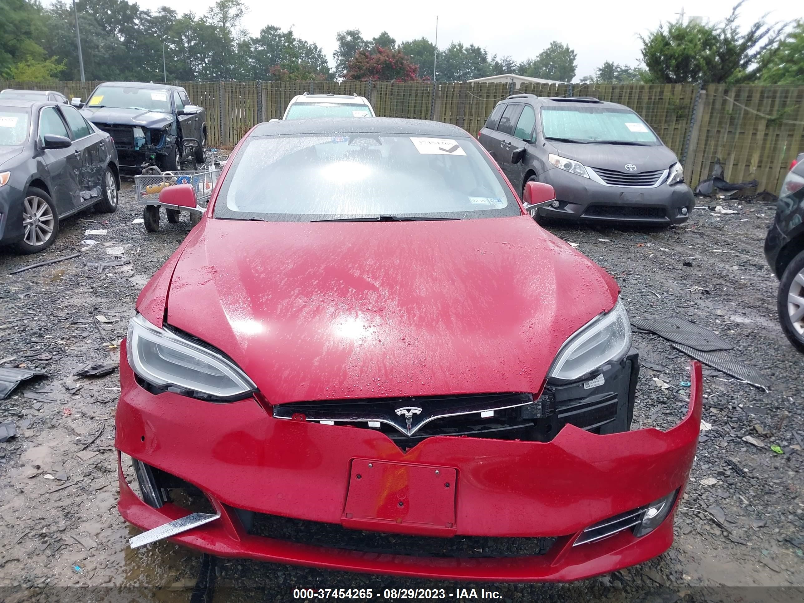 Photo 9 VIN: 5YJSA1E23KF333237 - TESLA MODEL S 