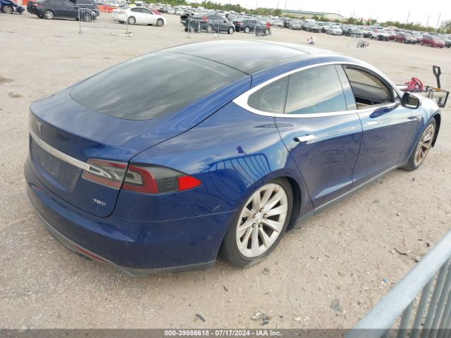 Photo 3 VIN: 5YJSA1E24GF133930 - TESLA MODEL S 