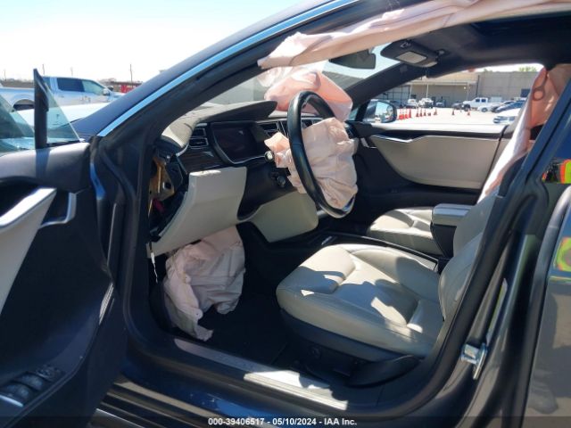 Photo 4 VIN: 5YJSA1E24GF135340 - TESLA MODEL S 