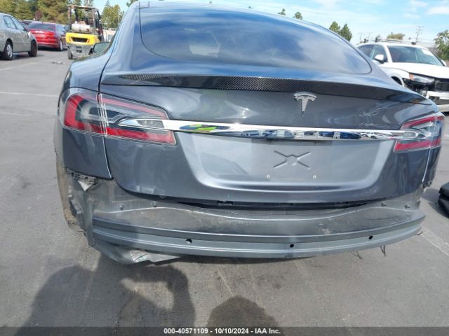 Photo 5 VIN: 5YJSA1E24GF149903 - TESLA MODEL S 