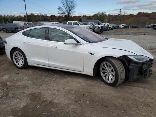 Photo 3 VIN: 5YJSA1E24GF174705 - TESLA MODEL S 