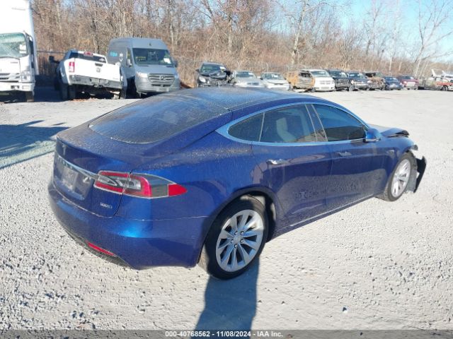 Photo 3 VIN: 5YJSA1E24HF217277 - TESLA MODEL S 