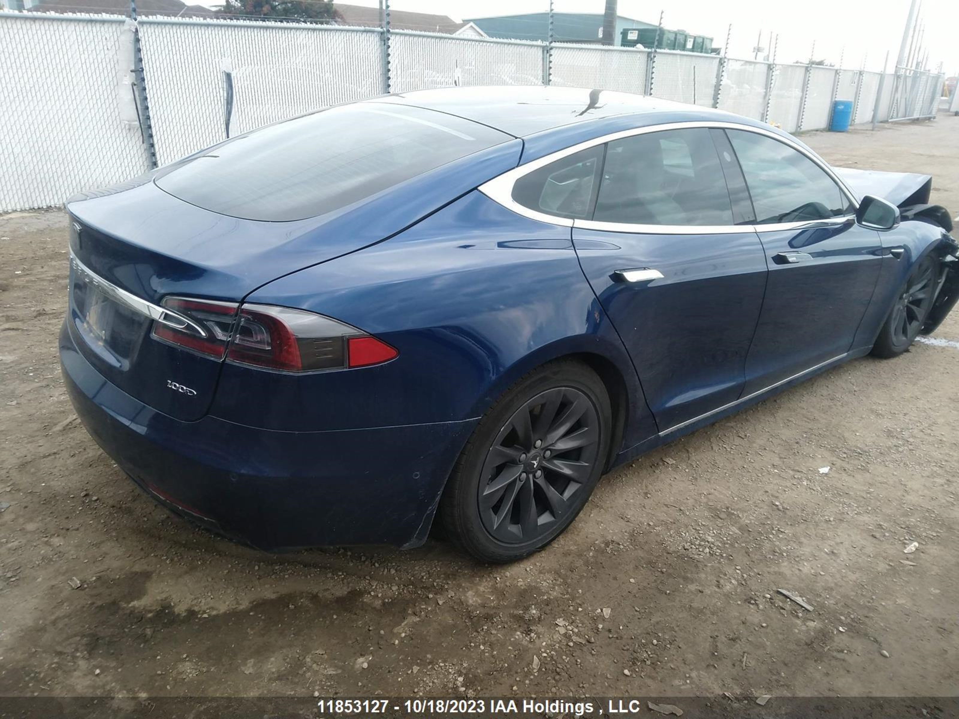 Photo 3 VIN: 5YJSA1E24JF244016 - TESLA MODEL S 