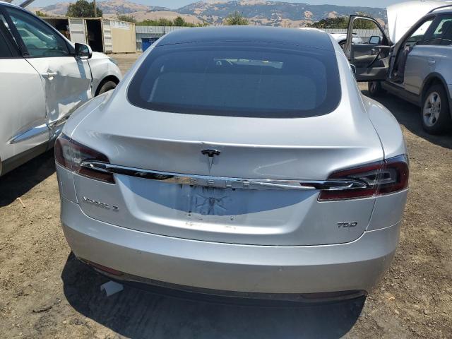 Photo 5 VIN: 5YJSA1E24JF249748 - TESLA MODEL S 