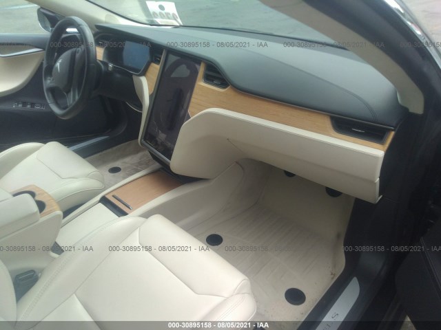 Photo 4 VIN: 5YJSA1E24JF275508 - TESLA MODEL S 