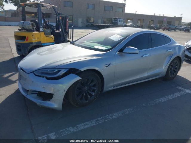 Photo 1 VIN: 5YJSA1E24JF281941 - TESLA MODEL S 